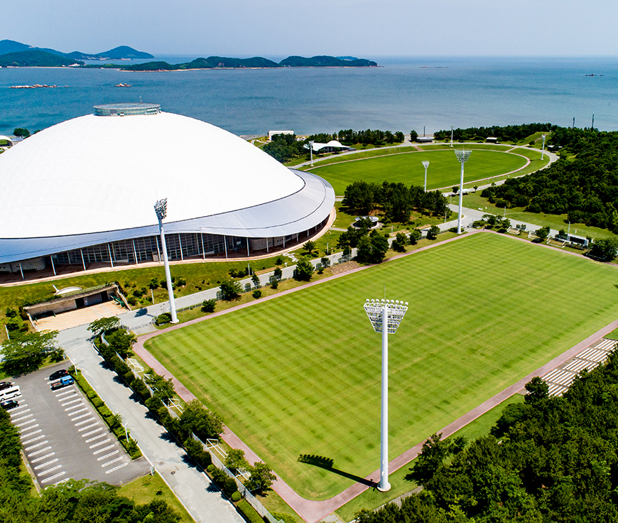 Use sports facilities スポーツ施設を利用する